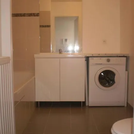 Cergy-le-haut Studio 4 Nights Minimum Διαμέρισμα Cergy