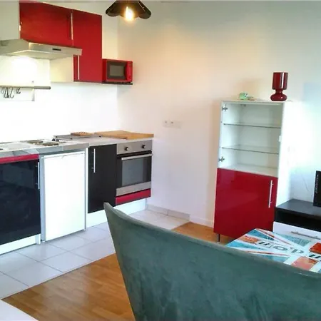 Cergy-le-haut Studio 4 Nights Minimum