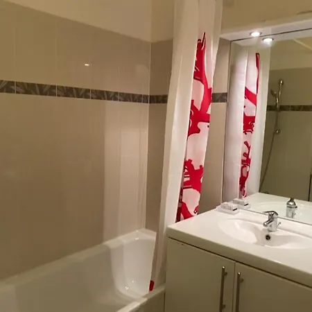 Cergy-le-haut Studio 4 Nights Minimum Διαμέρισμα *